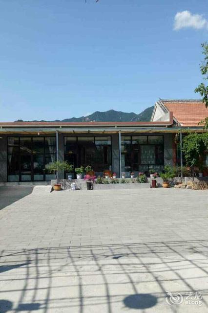 > 蓟县八仙山附近农家院