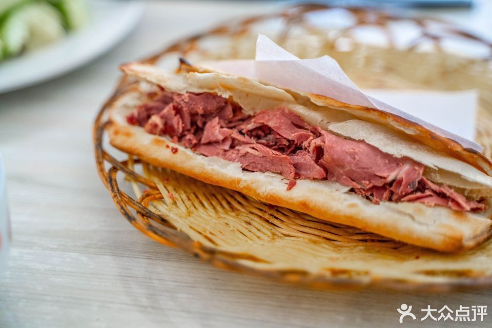 河间李家正宗驴肉火烧