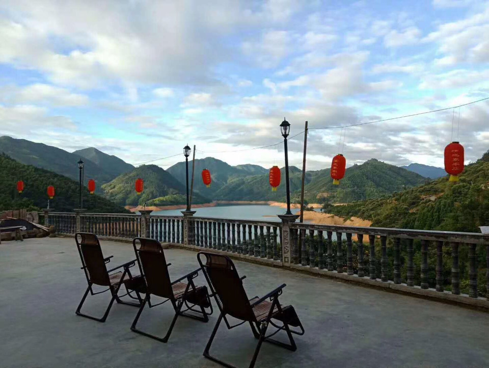 衢州市仙人谷农家乐