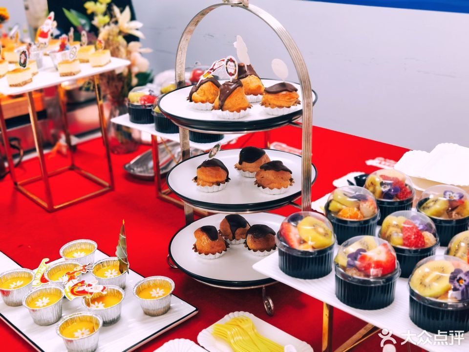 禧典茶歇冷餐甜品台