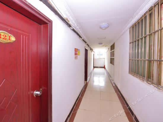 华鑫宾馆(五一路店)