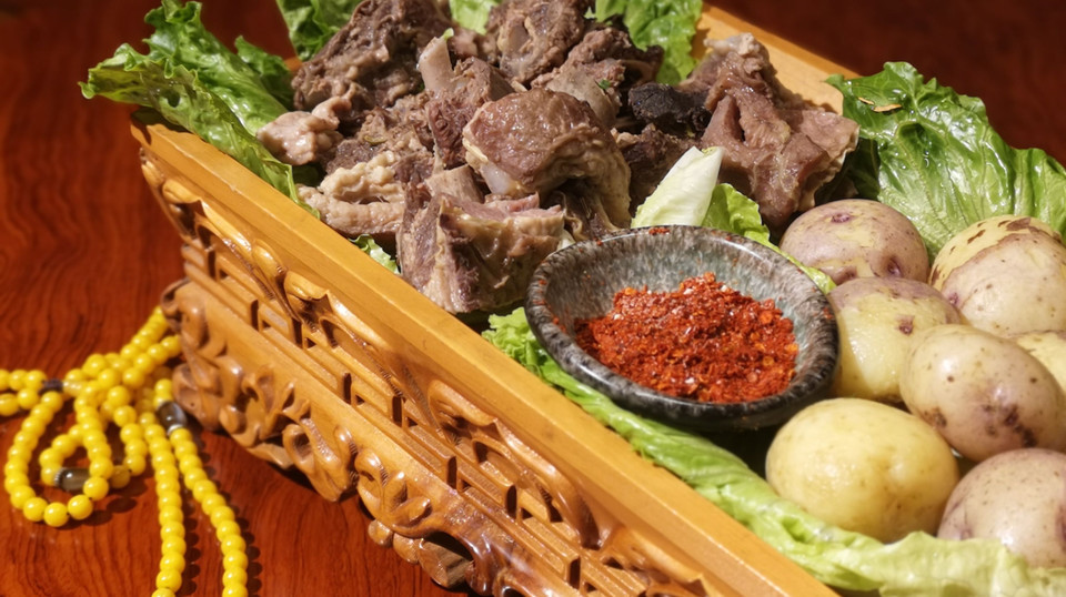 岭娜藏餐