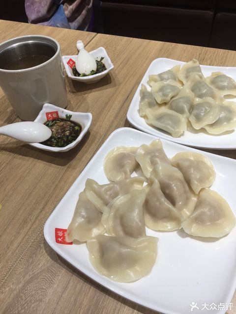 大娘水饺吃饭图片