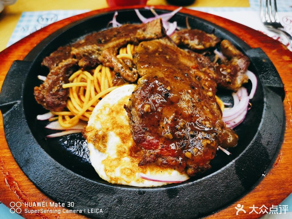 玛黎娜铁板牛排