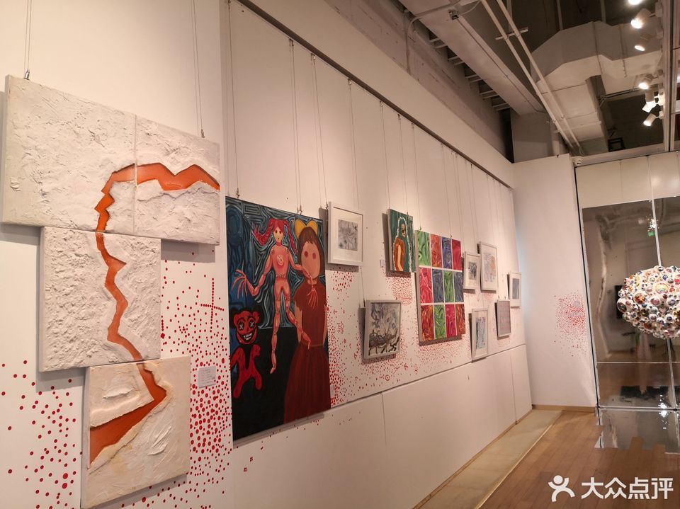 小燕画院·巢(海上世界文化艺术中心店)