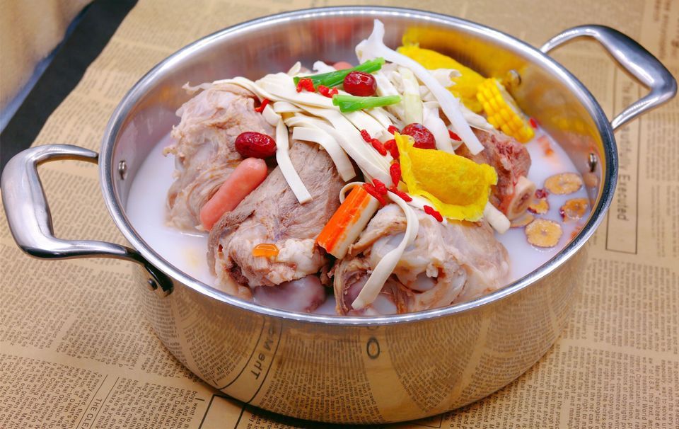 大古汇养生骨头火锅