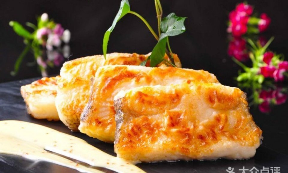 铁板香煎鲽鱼图片