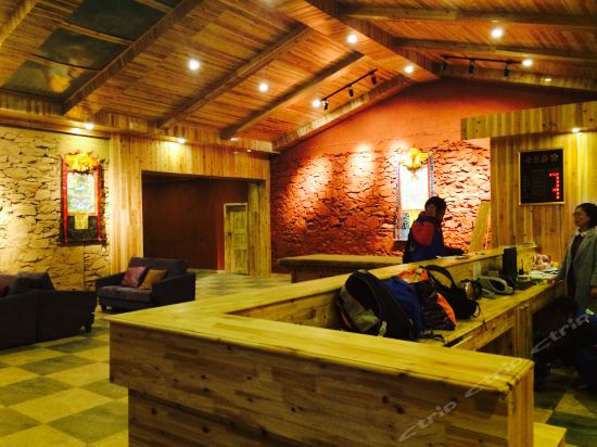 阿坝藏族羌族自治州 住宿服务 酒店 > 若尔盖星空花园酒店