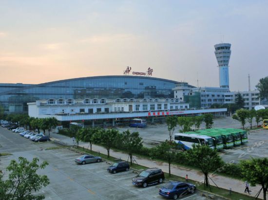 南湖半岛酒店(成都双流国际机场分店)