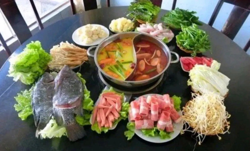                草墩罗非鱼火锅城