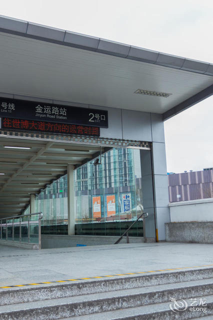 上海用户9533公寓(海蓝路分店)位于上海市嘉定区鹤旋路58弄18号7号楼