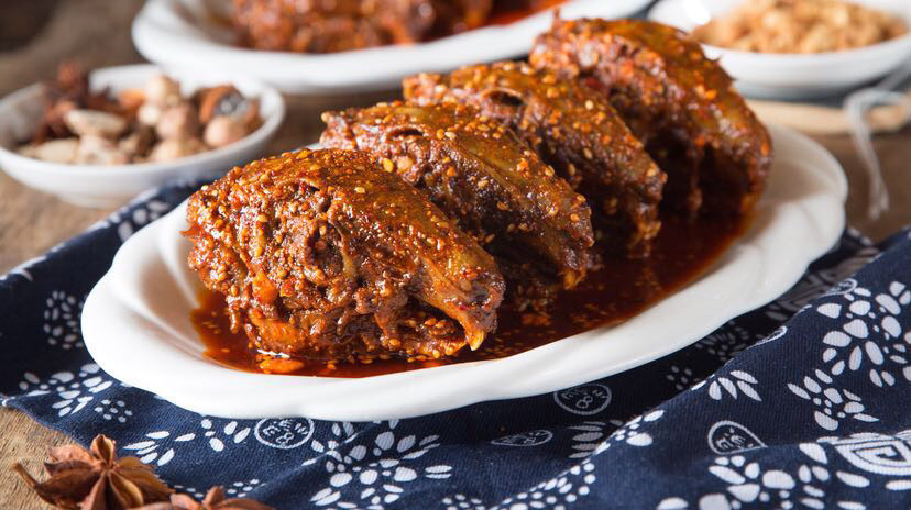 老号尤兔头家常菜馆水印长滩店