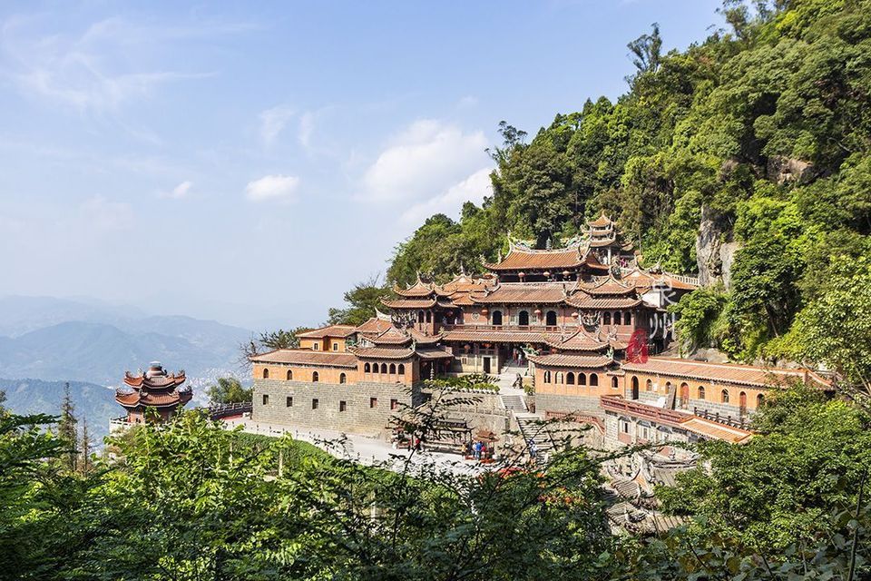                      清水岩风景