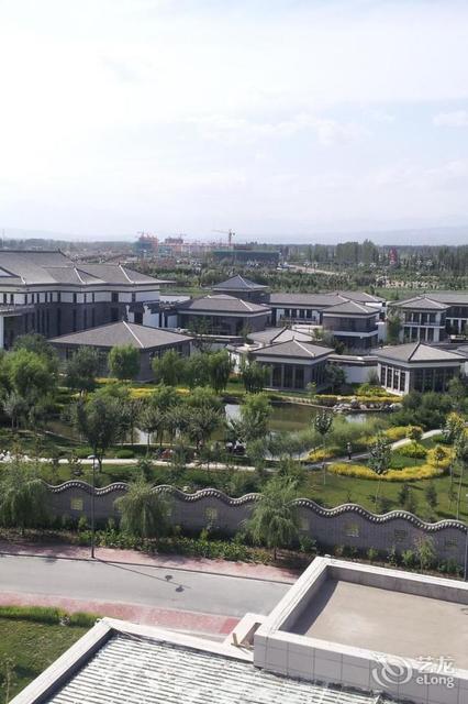 拜城县第二中学