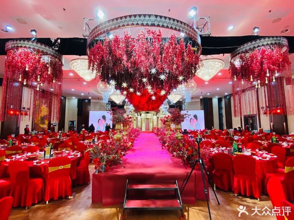 潍坊蓝海大饭店婚宴图片