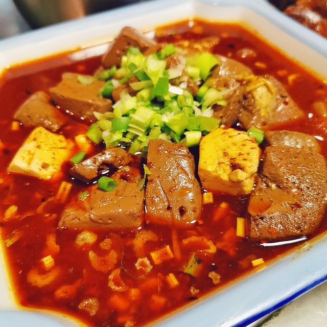 麻辣鸭血豆腐图片