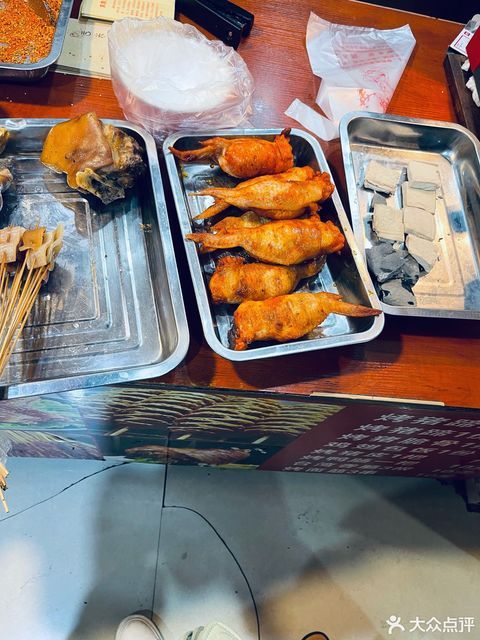 市昆山市玉山镇人民南路62号 标签:餐馆中餐猪蹄餐饮小吃快餐小吃快餐