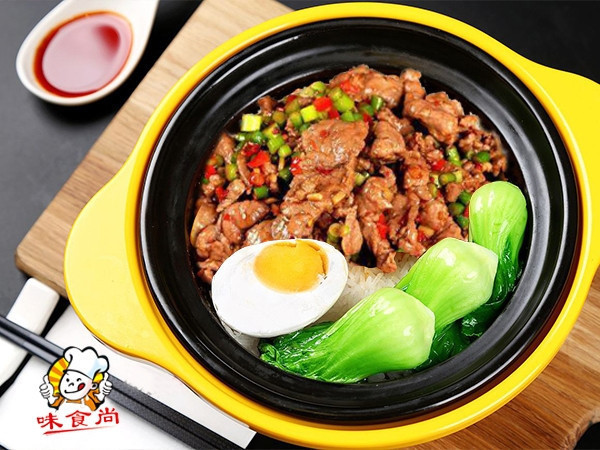 孜然牛肉(煲仔饭)图片