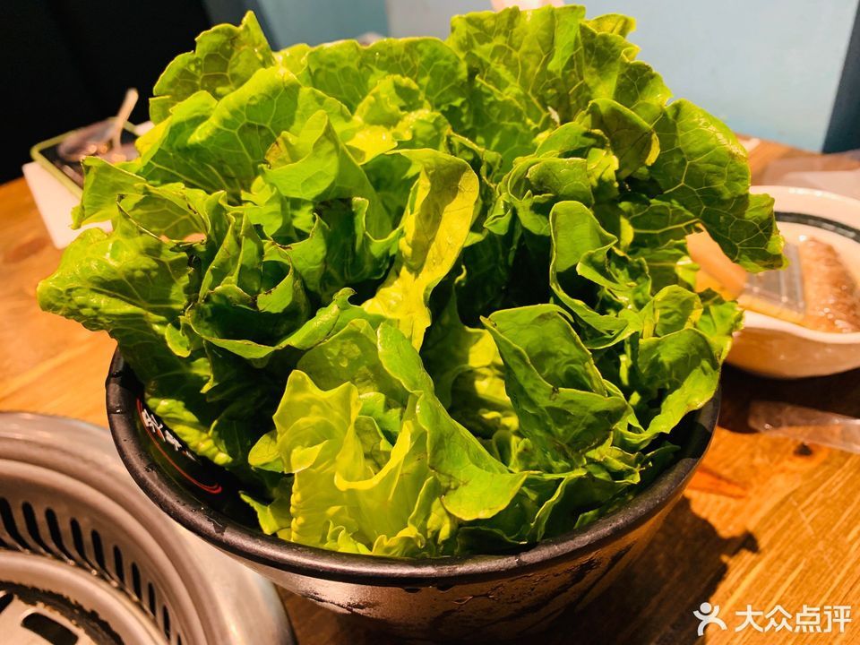 千叶豆腐盐烧猪五花推荐菜:炙景台烧肉居酒屋位于成都市双流区剑南