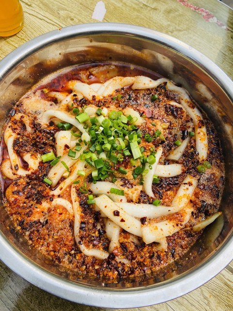 贺氏麻辣手擀粉