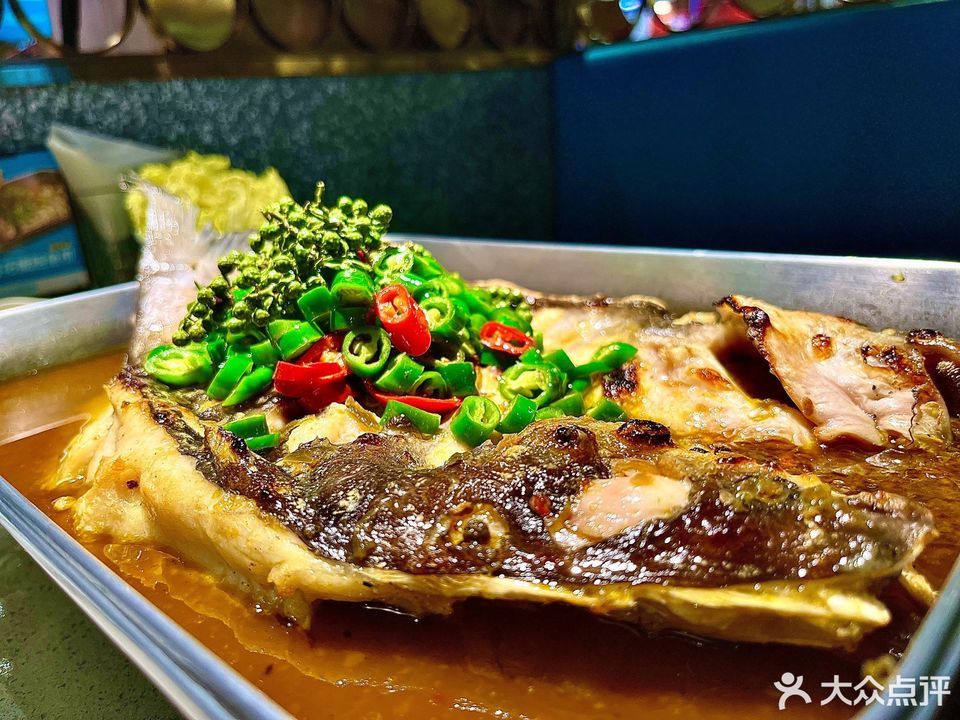 半天妖烤鱼青岛世茂52店