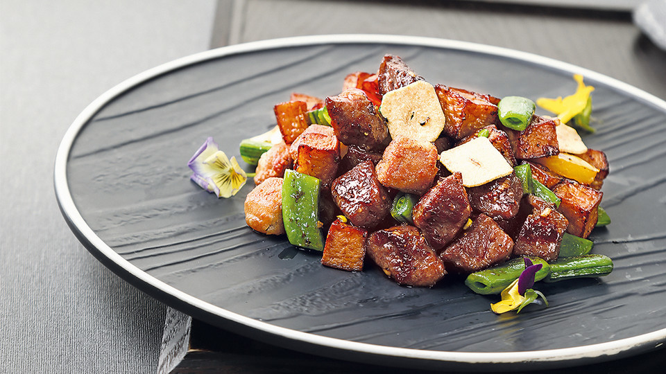 鹅肝安格斯牛仔粒图片