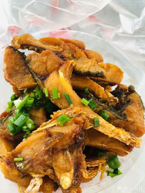 大马弄蒋师傅酥鱼彩虹城店