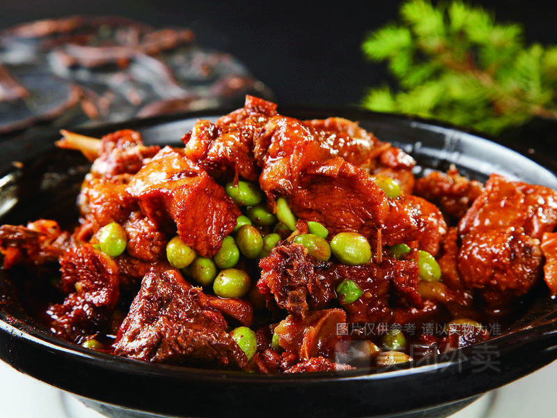 毛豆米烧小鸡图片