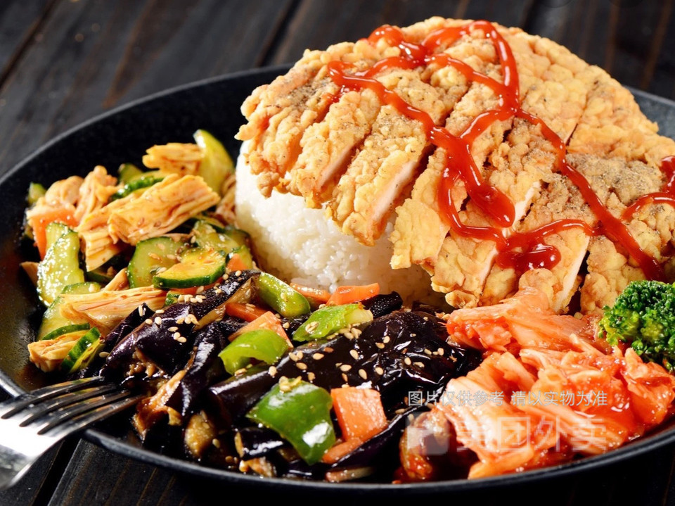 纯肉雪花鸡排饭图片