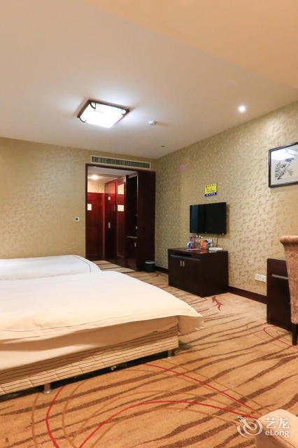 【百岁大酒店】地址,电话,路线,周边设施_360地图