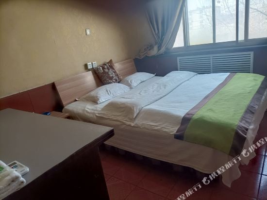 美居酒店(锦东大街店)格林豪泰酒店(济南平阴县工业园店)兰州拉面(榆