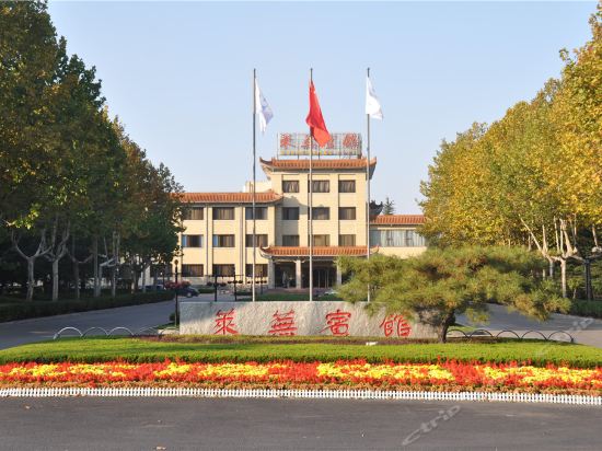 在哪里,在哪儿):济南市市中区英雄山路42号鲁鹰宾馆电话:地址(位置