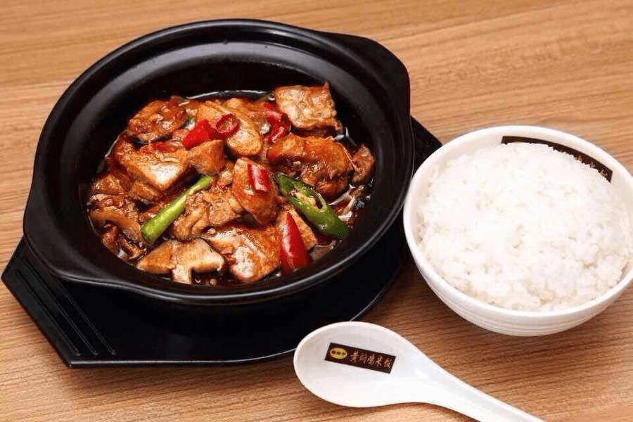 杨铭宇黄焖鸡米饭灵山店
