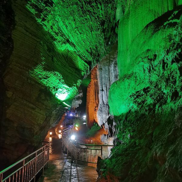 張關水溶洞風景旅遊區