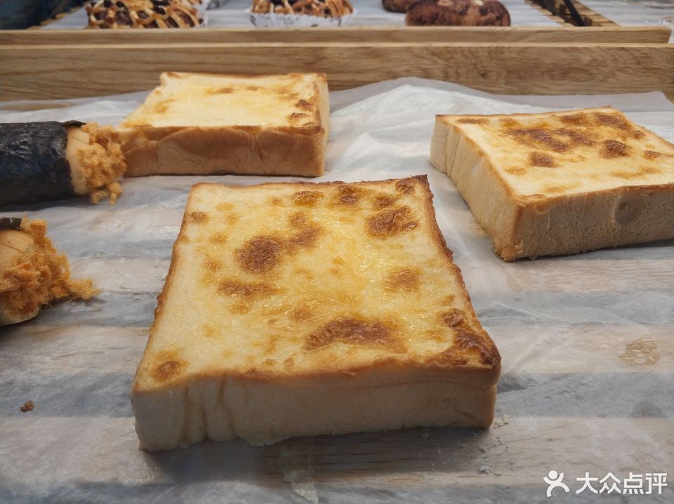 谷斯汀老香港纯手工蛋糕面包