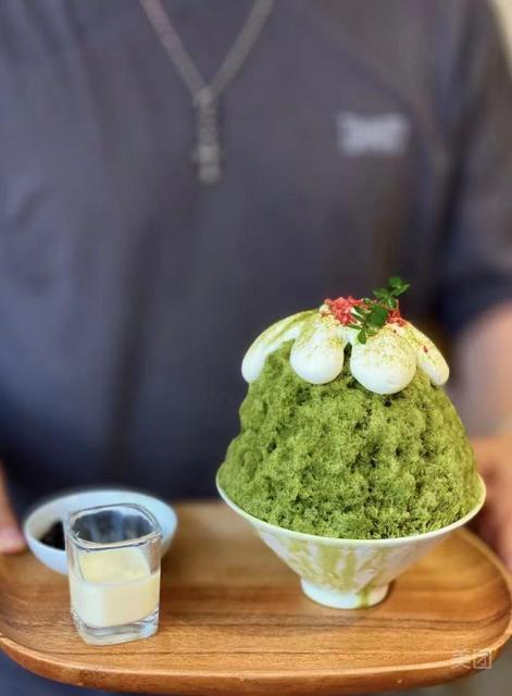 京都抹茶雪山刨冰图片