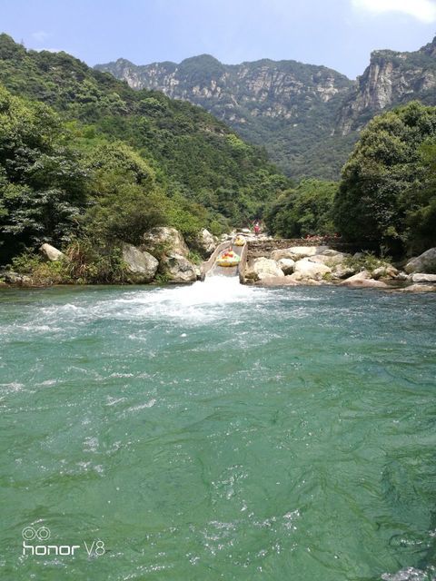                      三叠泉漂流