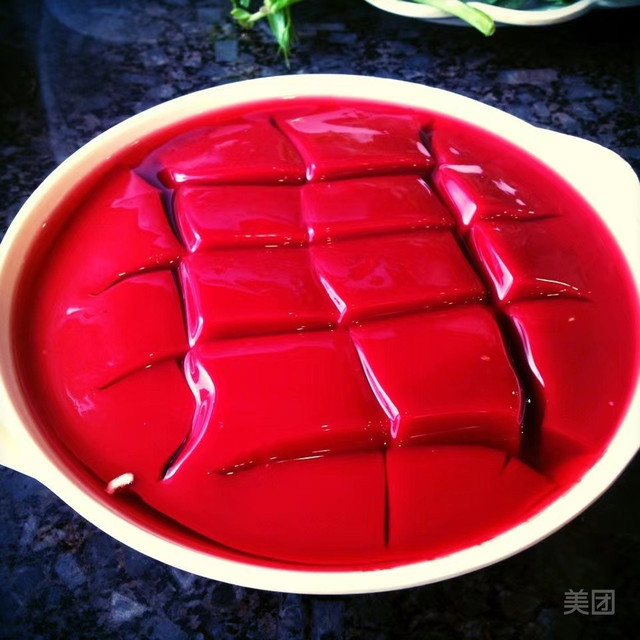 冒鸭血图片