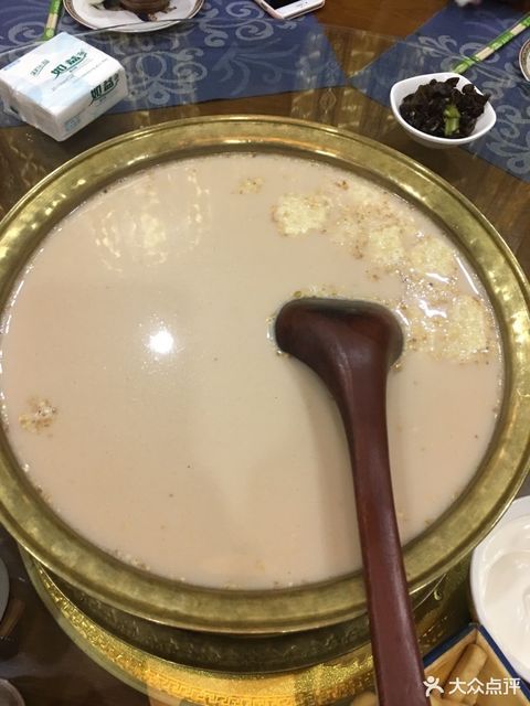 萨日娜阿妈蒙餐店