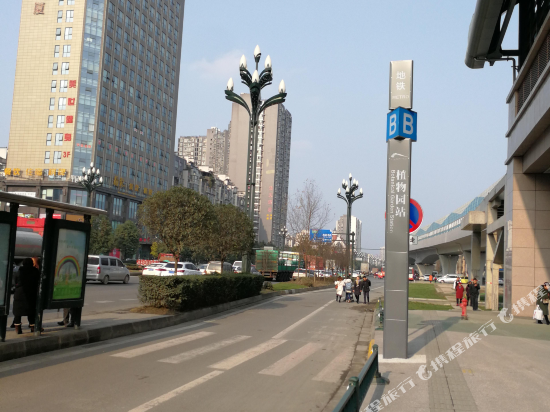 怎么去,怎么走,在哪,在哪里,在哪儿):成都市金牛区蓉都大道天河路1392