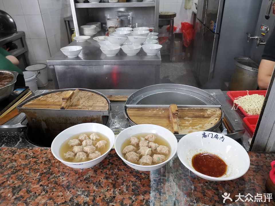 三明市 餐饮服务 餐馆 > 庙门扁肉推荐菜:分类:餐馆;餐饮;快餐 电话