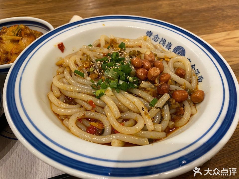 花香酒酿壹碗粉古街店