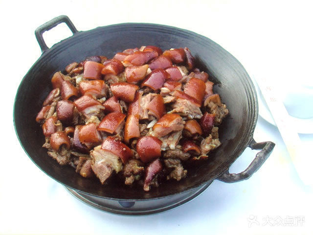                 灵川好自在狗肉