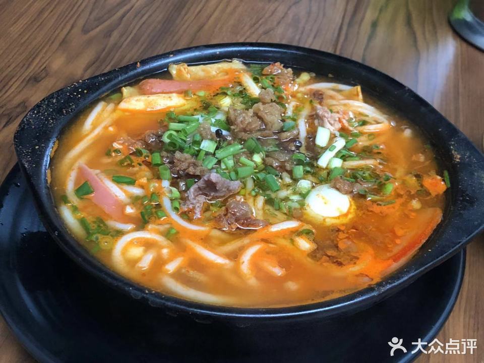 凯里老字号酸汤砂锅粉