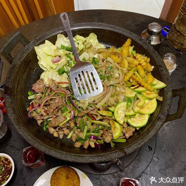 安顺市 餐饮服务 餐馆 > 老地方烙锅推荐菜:分类:餐馆;中