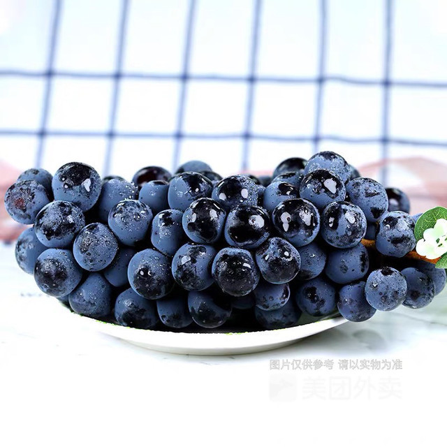 甜葡萄切盒图片