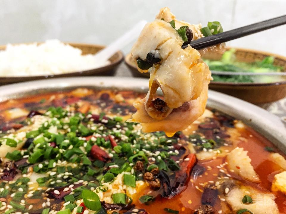 富顺豆花饭店曼听路店