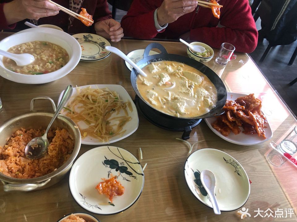 小锅饭豆腐馆