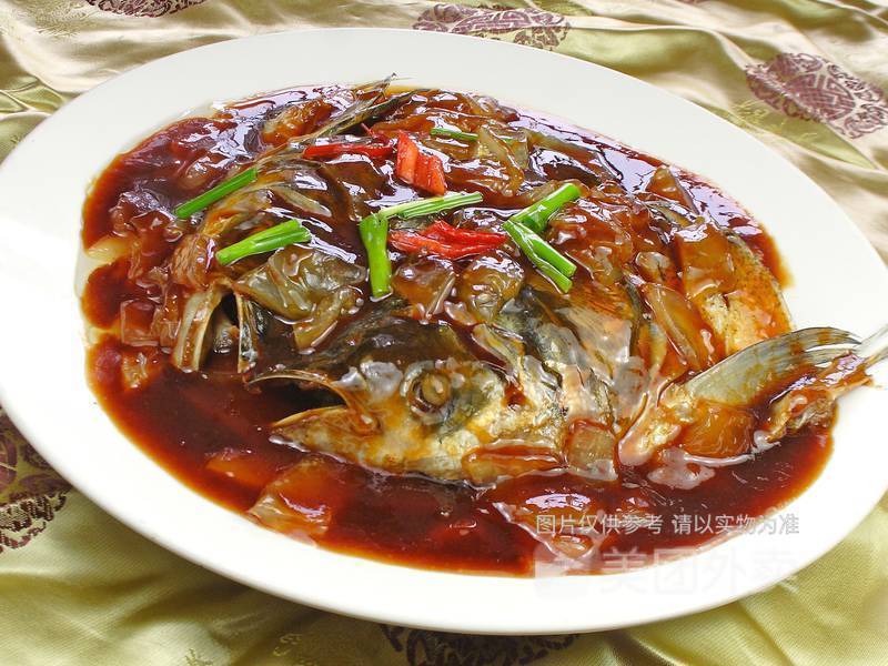鱼头烧粉皮图片