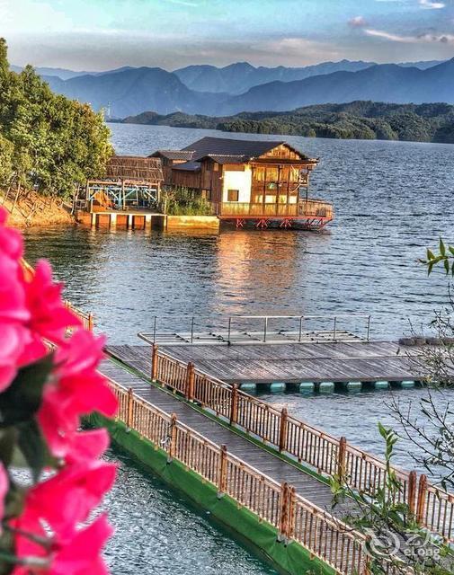 庐山西海渔村岛屿酒店